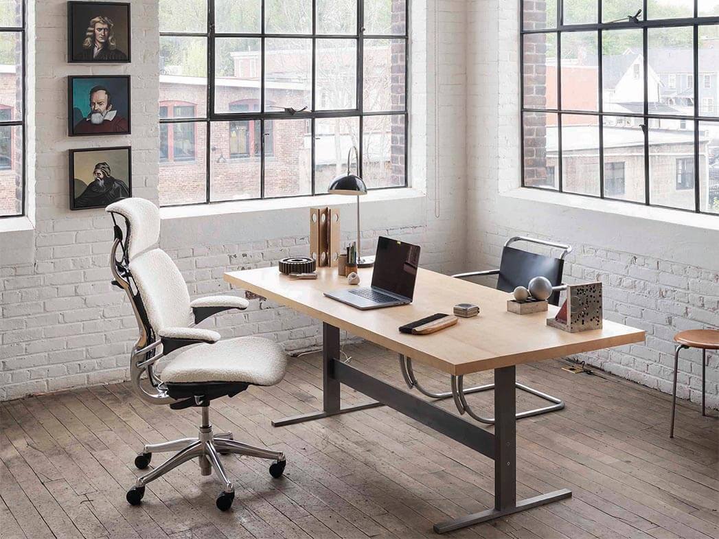 Freedom Headrest, Kvadrat Elle