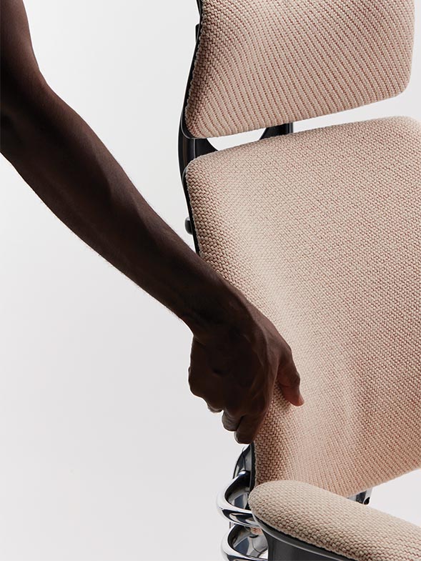 Individual touching Freedom Headrest chair
